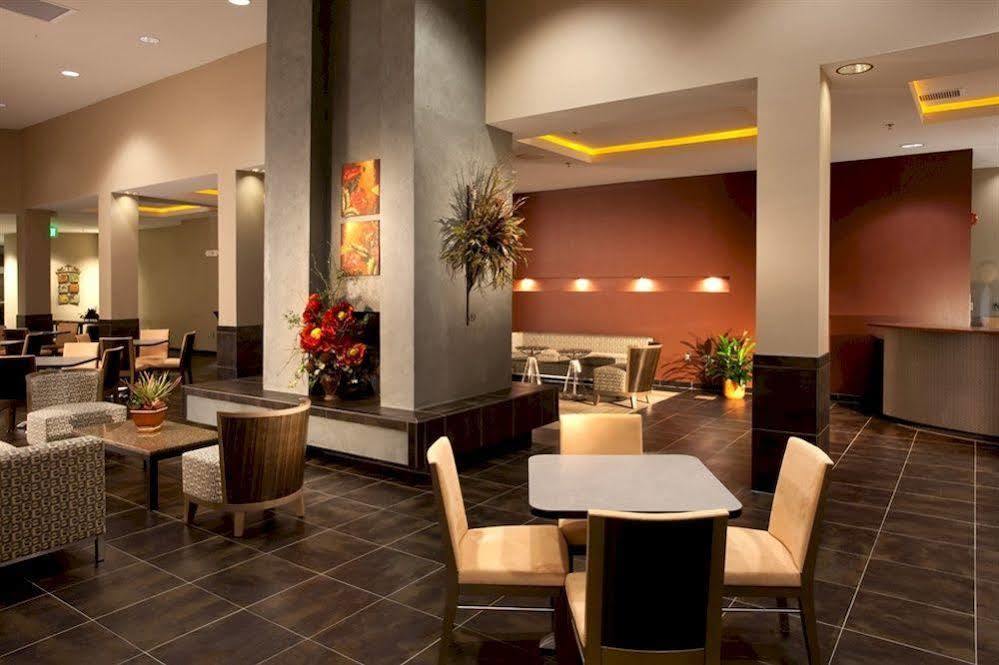 Spark By Hilton Artesia Nhà hàng bức ảnh